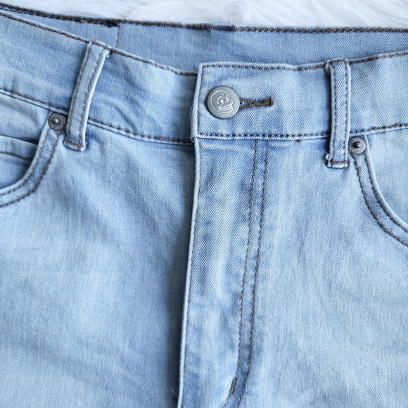 Cheap Monday Light Blue Jean Shorts ladies size 29 - Picture 3 of 11